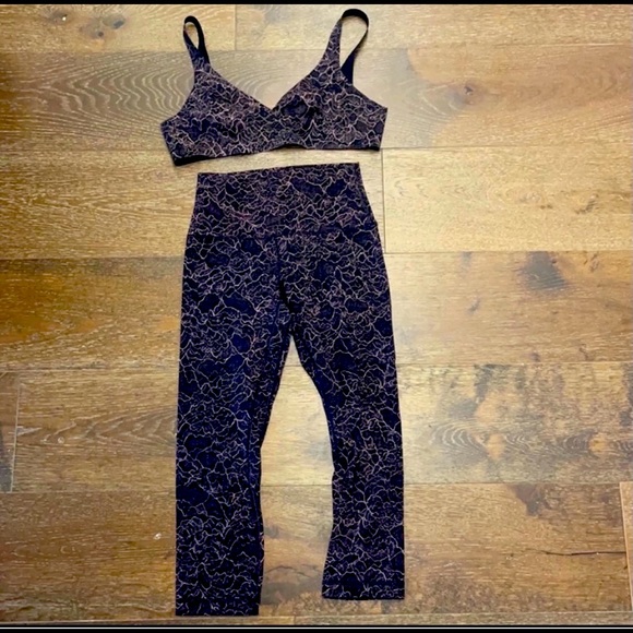 Lululemon Align pants and matching bra - Picture 1 of 5